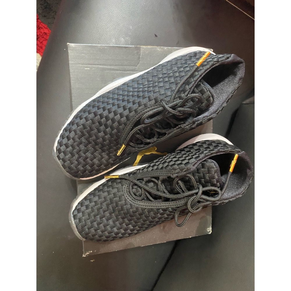 Air Jordan future bg